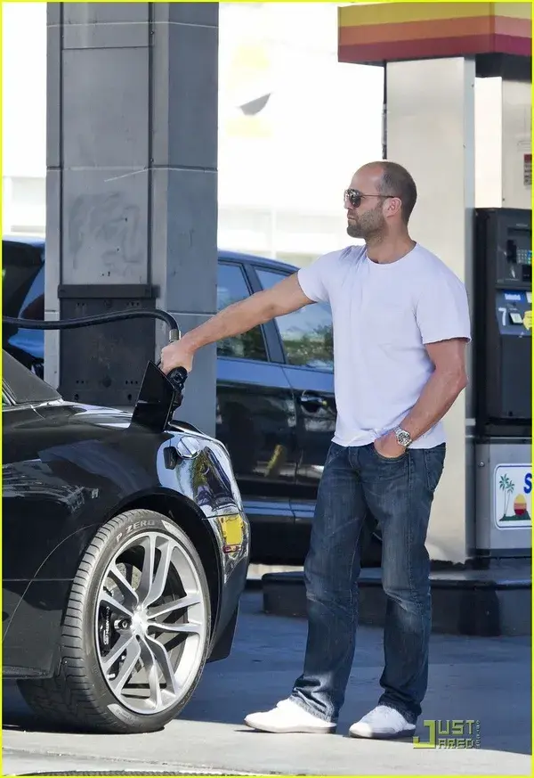 www.justjared.com