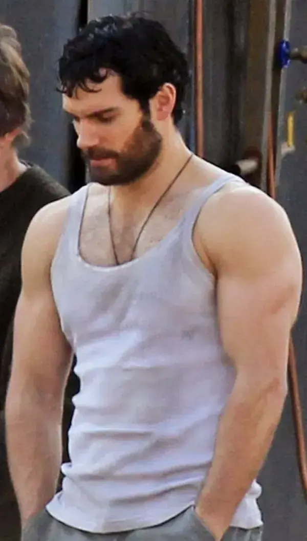 henrycavillisgod.tumblr.com