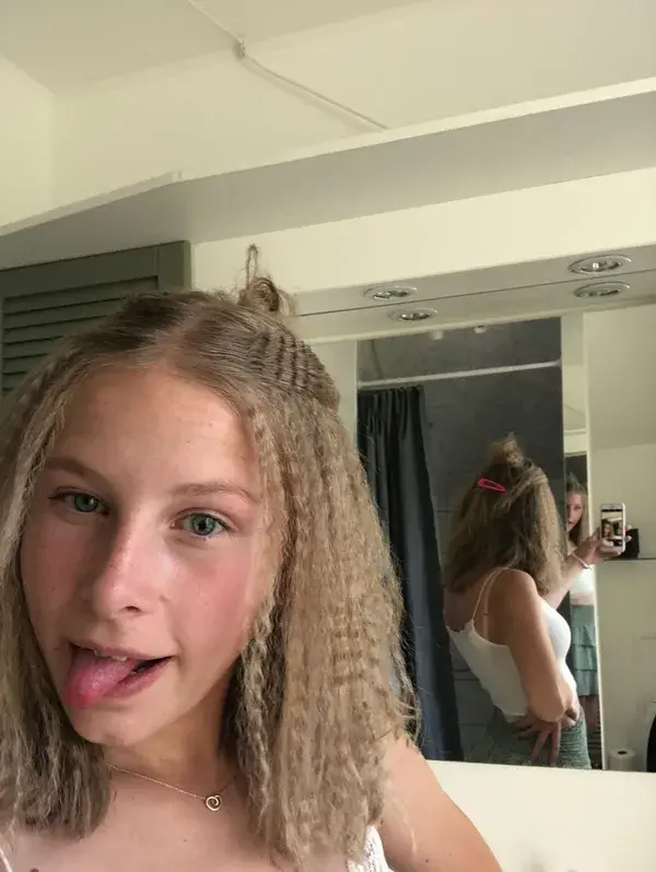 Crepet hår - Crimped hair