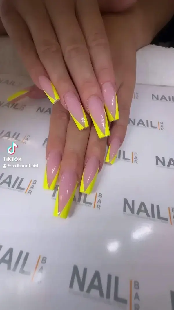 Yellow nails