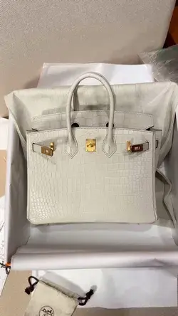 👜Top Quality Luxury Replicas!WhatsApp/ Wechat+8613936745701