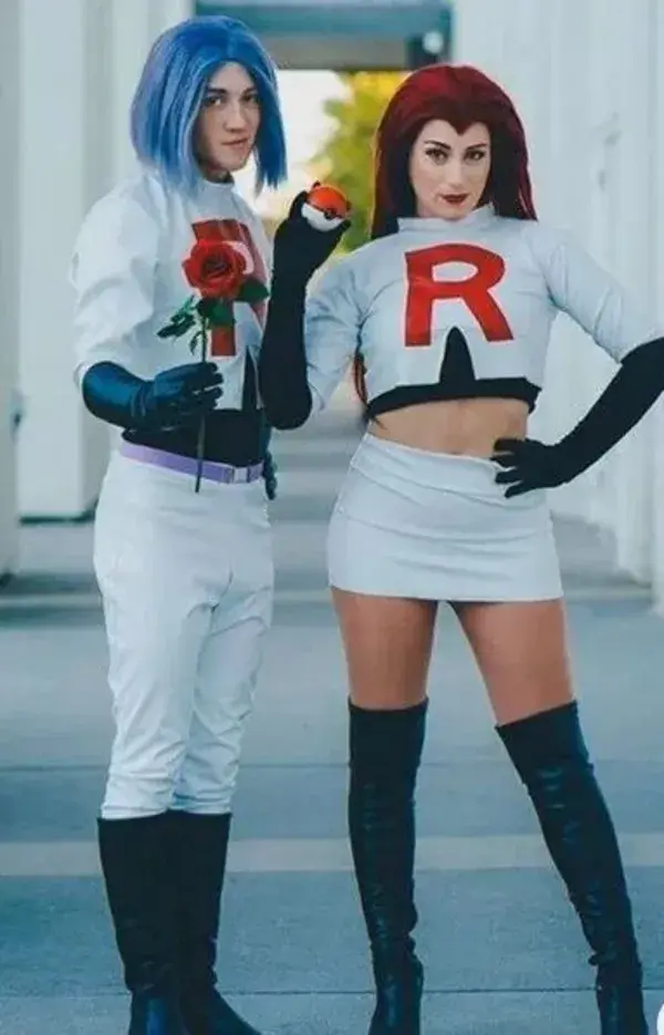 30+ Creative Couples Costume for Halloween 2020