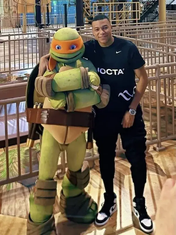 mbappe ninja turtle 😭