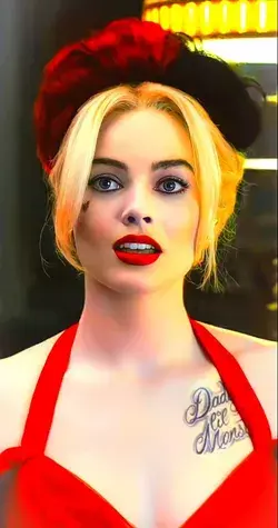 Harley Quinn ,Margot Robbie