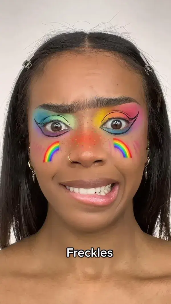 Tiktok filters pick my makeup 🌈