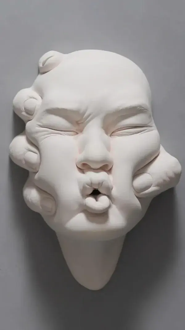 Ceramic Sculptures by Johnson Tsang