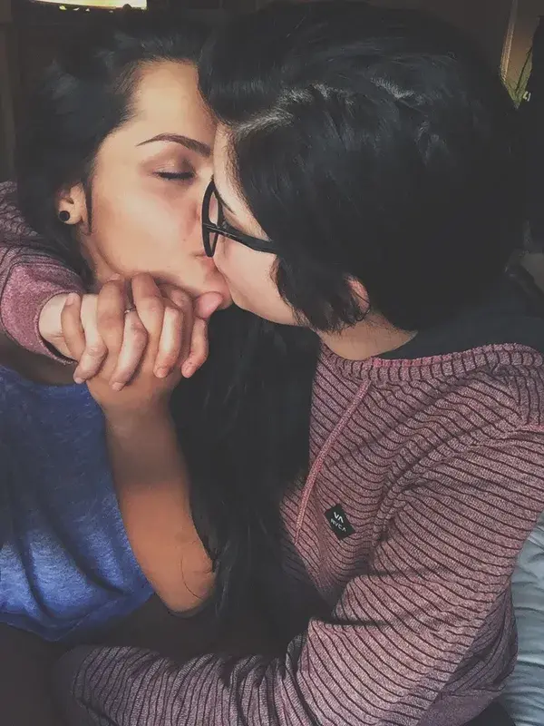 love-lesbian.tumblr.com