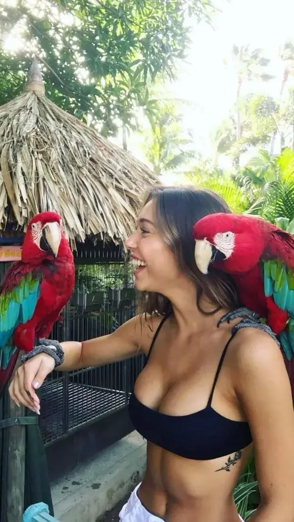 Parrot lady