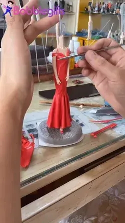 How to make Custom Party Women Bobblehead