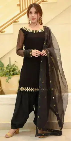 Mirror work dresses ideas for Pakistani ladies