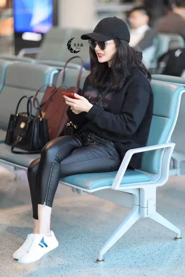 The best outfits for the airport