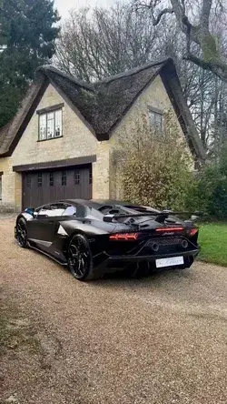 Lamborghini Aventador SVJ