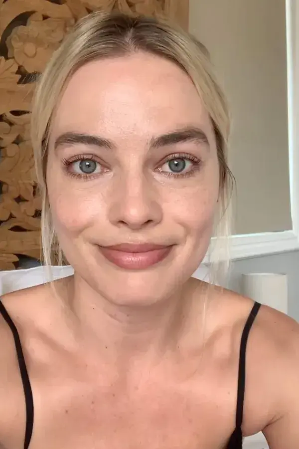 How to Do Margot Robbie’s Skincare Routine