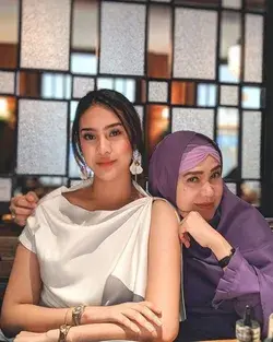 Di Foto Lawas Ini, Cantiknya Ibunda Anya Geraldine Disebut Mirip Luna Maya