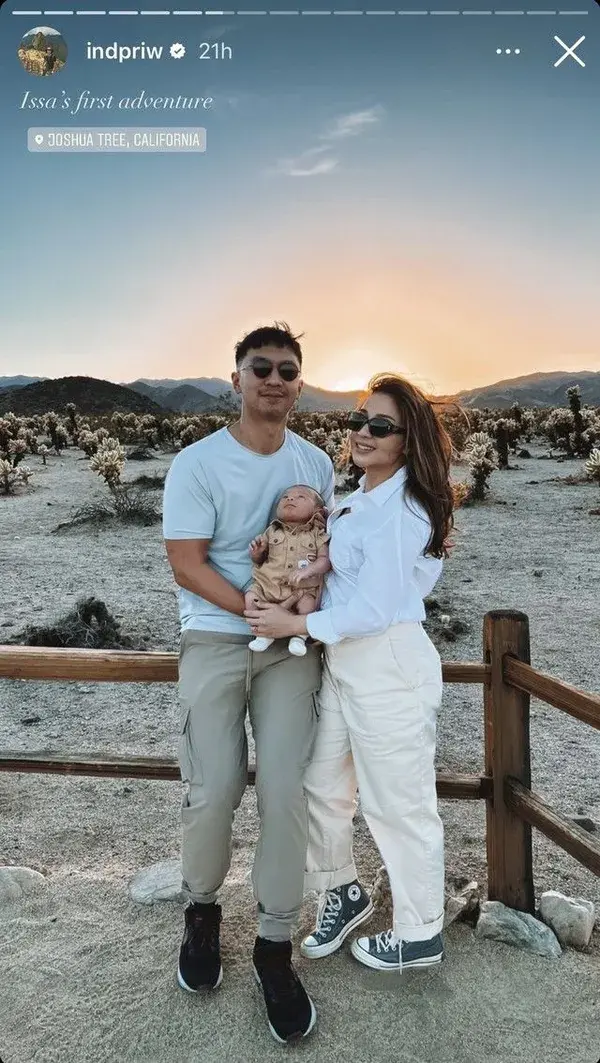 Jadi Hot Mama, Intip 7 Foto Nikita Willy Pertama Kali Ajak Baby Izz ke Gurun