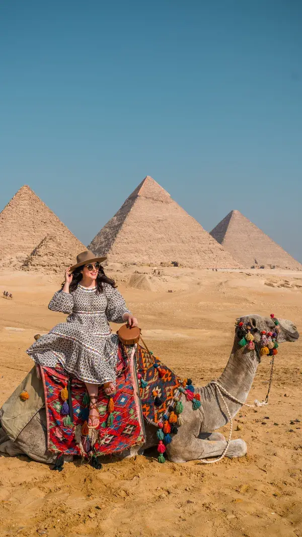Camel rides and the best place to photograph the Pyramids of Giza!