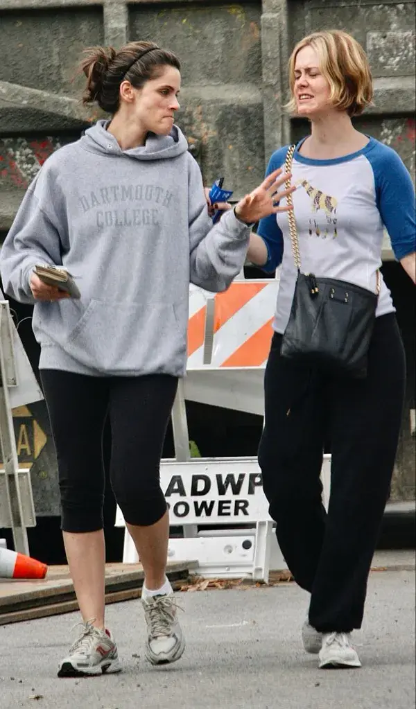 Amanda Peet & Sarah Paulson