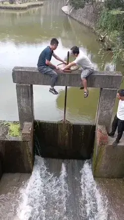 water gate opening