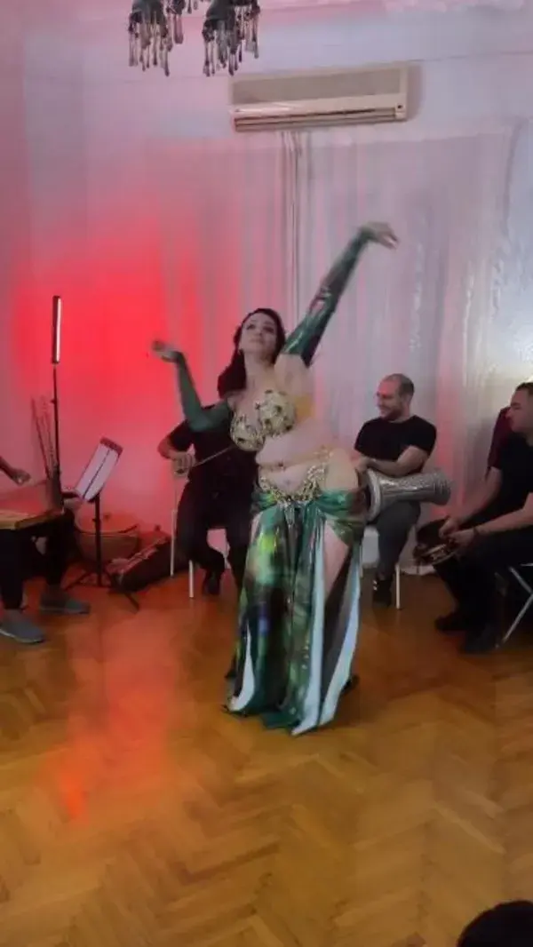 shahrzad belly dancer