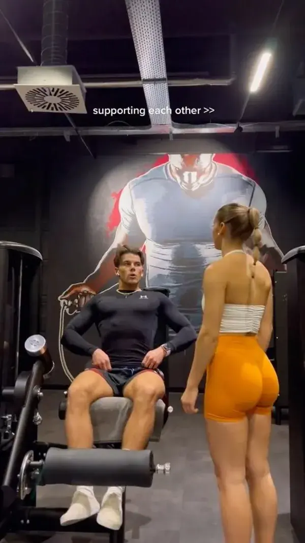 Cute Gym Couple Goals