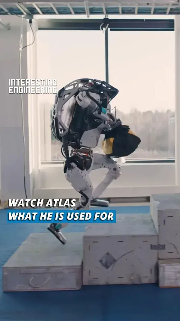 Atlas Is Hands-On Training With His New Set Of Skill