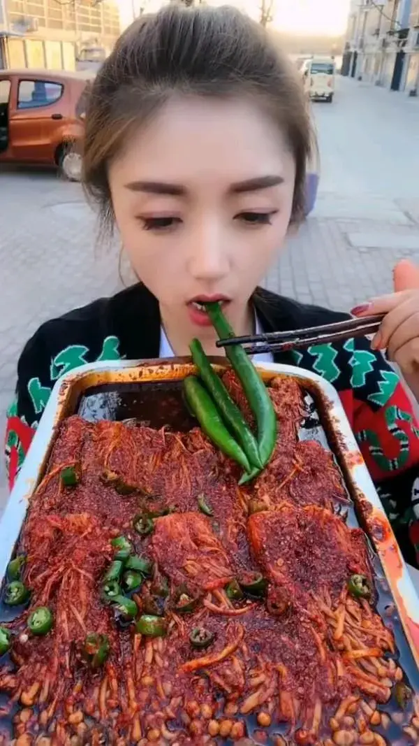 Chinese Girl Food Eating 🤩😂