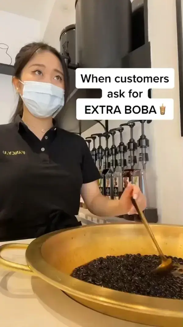 Now that’s customer service 👁👄👁