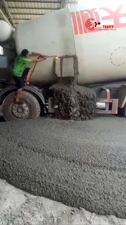 Cutting the tank of the concrete truck