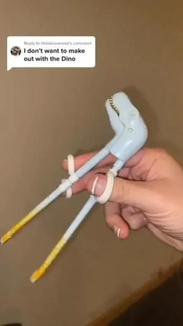 Dino Chopsticks 🦖🥢