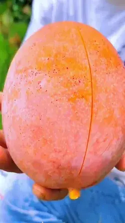 mmmm.........mango 🥭🥭 we all are love fresh fruit 🍏 🍎 🍐 🍊 🍋 🍌