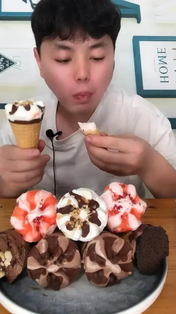 Ice Cream Mukbang