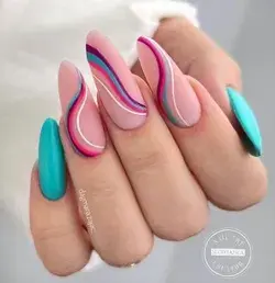 51+ Swirl Nails That Are Absolutely Mesmerizing