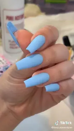 Trendy nails