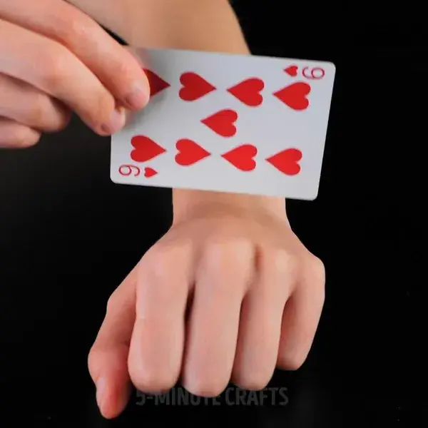 Cool and simple magic tricks for beginners!