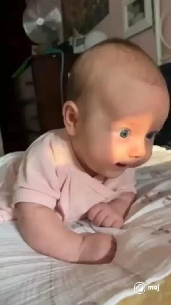 Cute baby video 😍 😍
.
.
.
#baby #babies #adorable #cute #cuddly #cuddle #small #lovely #love #inst