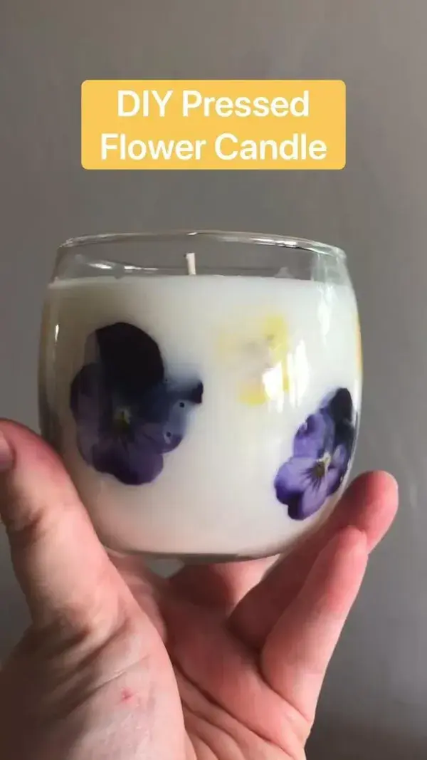 Easy DIY Pressed Flower Candle