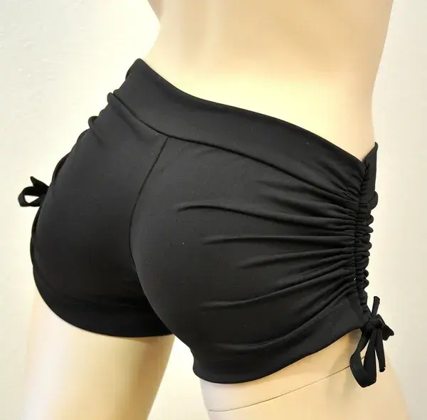 Hot Yoga Shorts Black Fitness Bootie Shorts