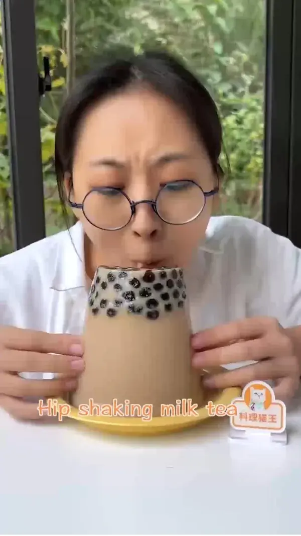 Hip shaking milk tea cooked by Chef Cat