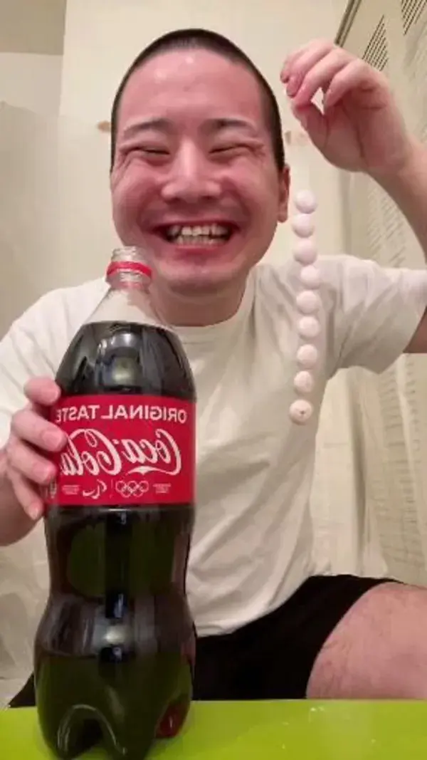 Mentos vs Coke