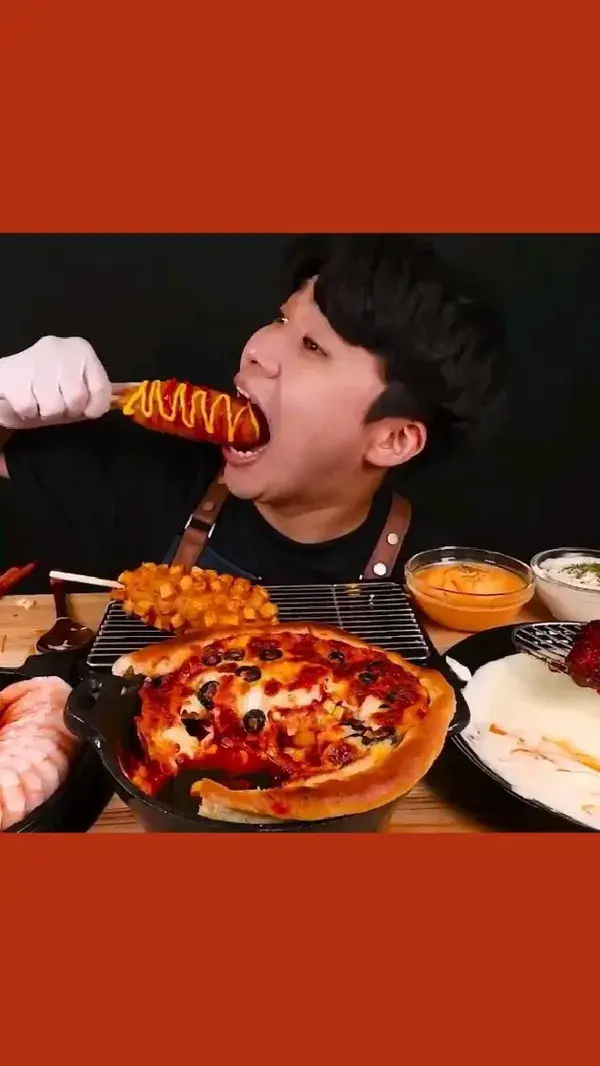 MUKBANG.