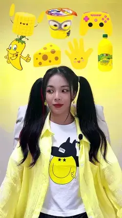 ASMR emoji challenge mugbang💛 (✨credit to cure0721✨)    

#ASMR #mugbang #yellow #fyp