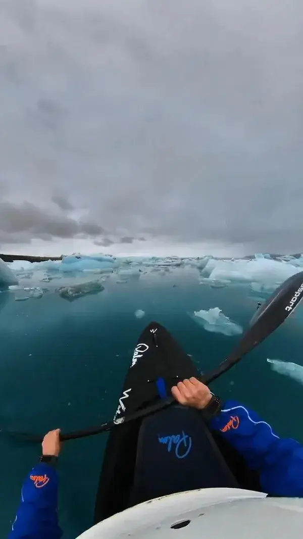 An epic kayak ride. Would you discover the Arctic? At Jökulsárlón Glacier Lagoon