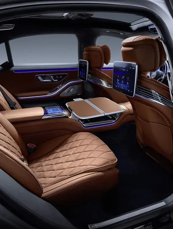 The new 7th generation S-Class

2021 Mercedes-Benz S-Class. New gen MBUX system with AI Assistant (l