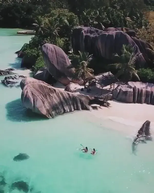 Honeymoon in SEYCHELLES