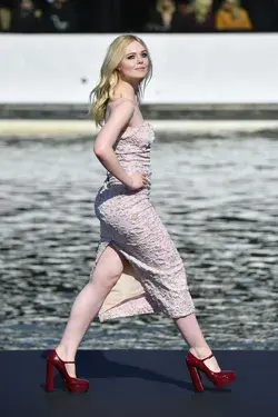 everybodywantstofuckellefanning.tumblr.com