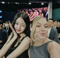 wonyoung and sydney !!