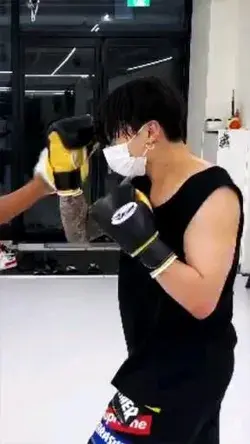 JUNGKOOK BOXING🥊