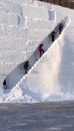 Building a ladder in a wall of ice