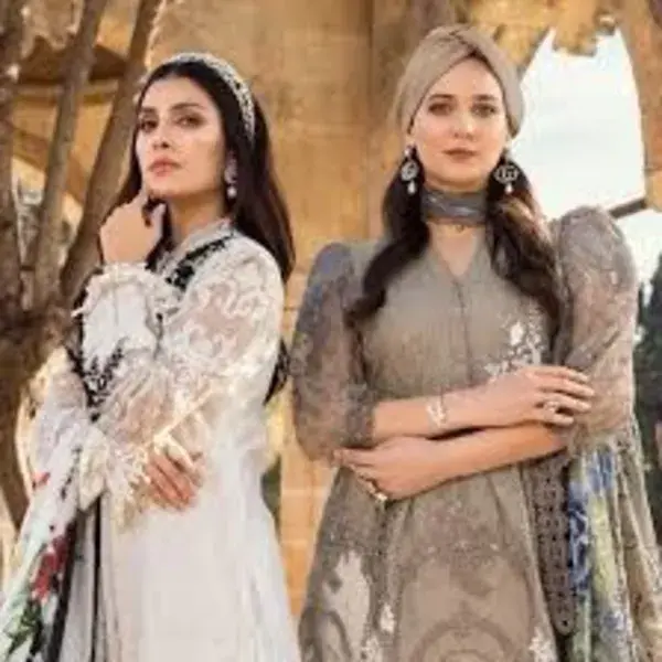 Gulsim Ali and Ayeza Khan modeling in Pakistan✨