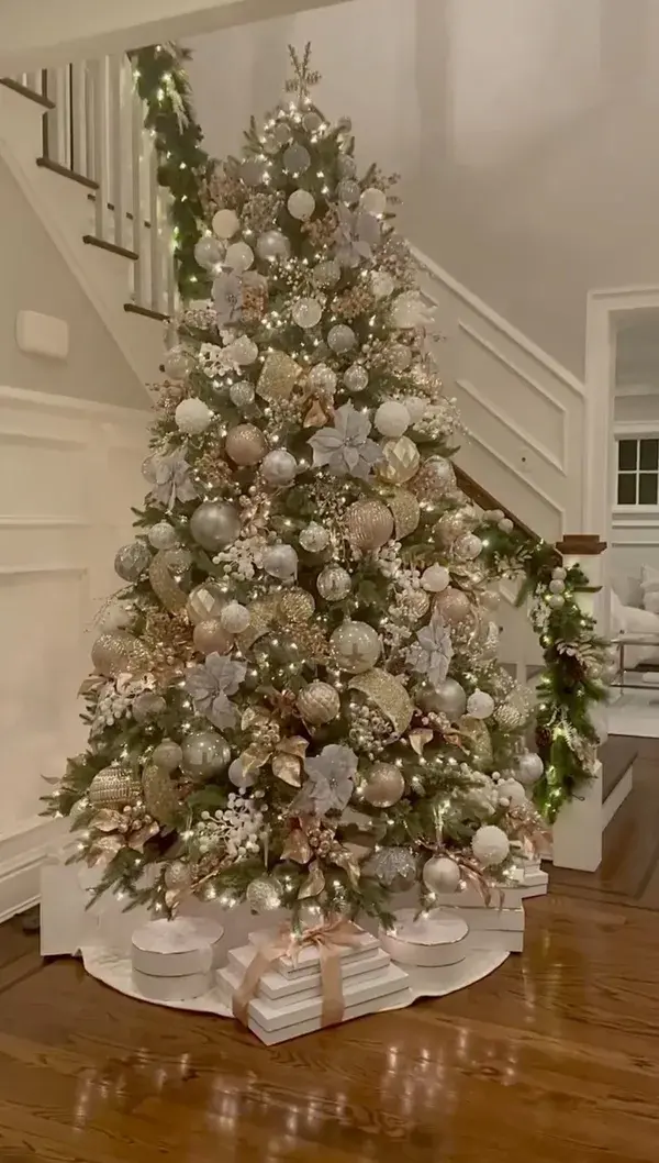 Festive Foliage: Christmas Tree Ideas and 2023 Trend Watch"